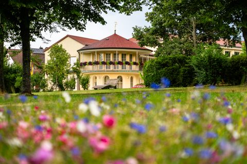 Kurhaus mit Kurpark 